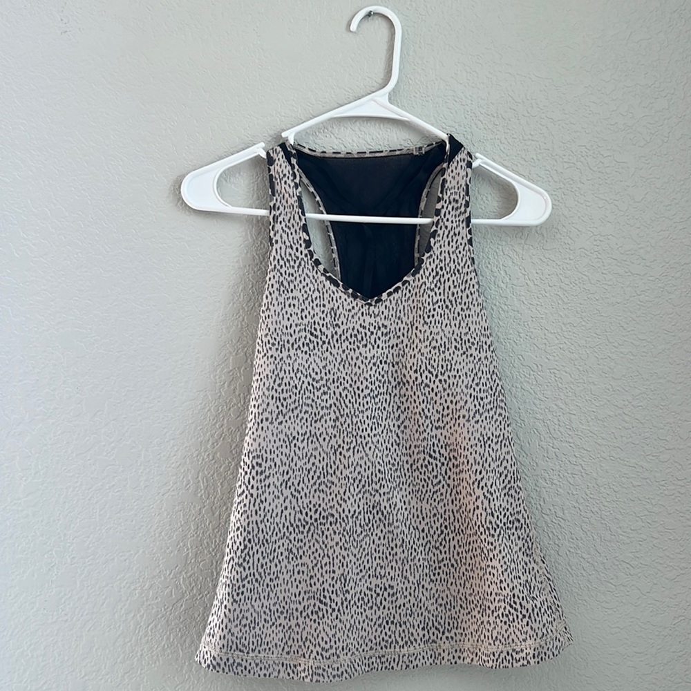 LuluLemon Athletic Workout Top size 6